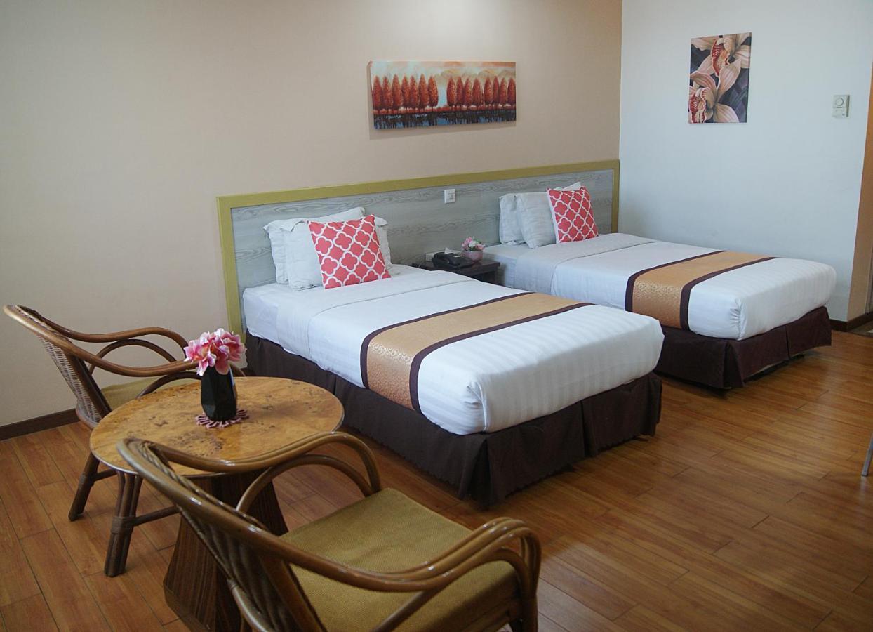 Td Plaza Hotel Κότα Κιναμπαλού Εξωτερικό φωτογραφία