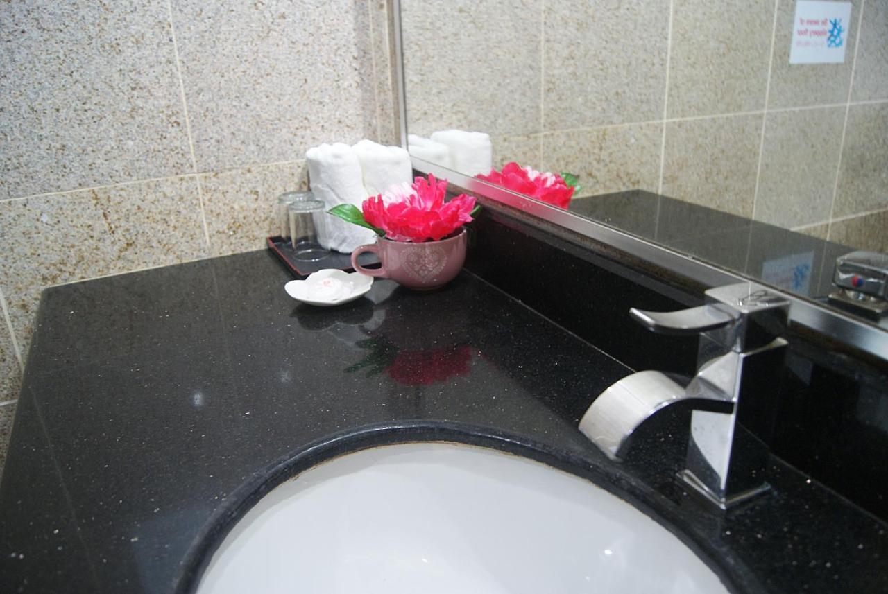 Td Plaza Hotel Κότα Κιναμπαλού Εξωτερικό φωτογραφία