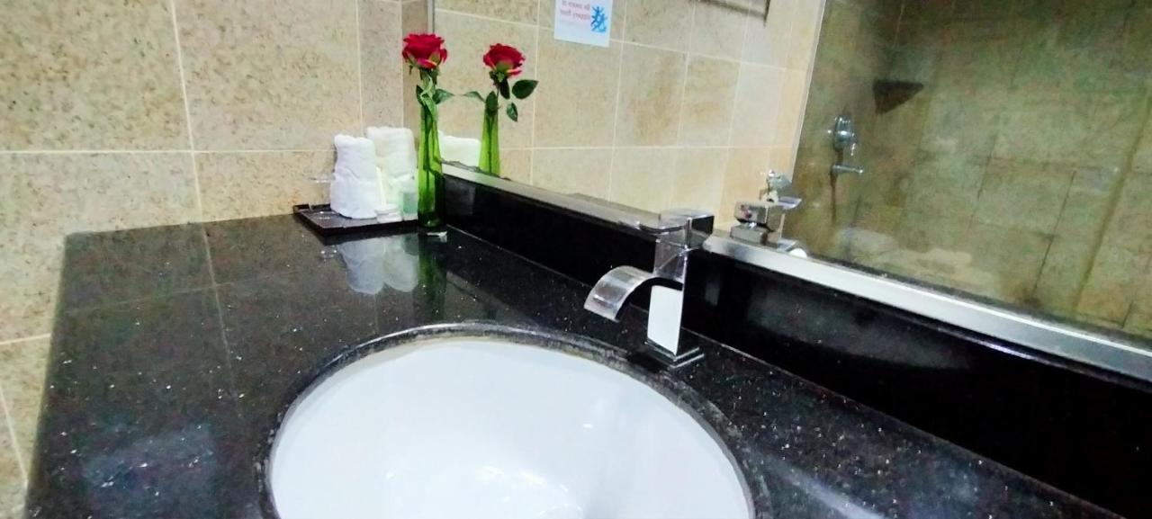 Td Plaza Hotel Κότα Κιναμπαλού Εξωτερικό φωτογραφία
